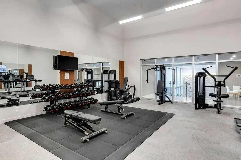 88 9 Street NE Calgary AB T2E 4E1