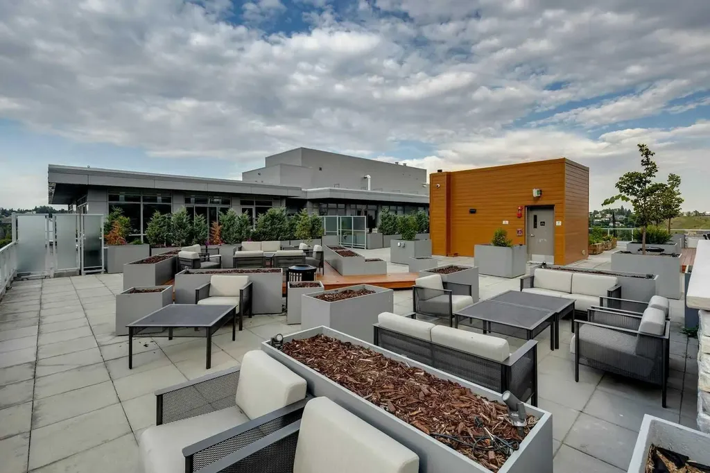 88 9 Street NE Calgary AB T2E 4E1