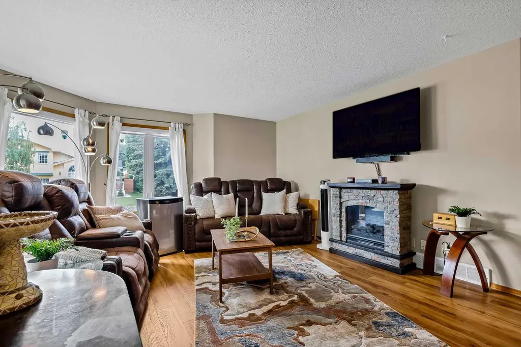 131 Cambria Road Strathmore AB T1P 1M1