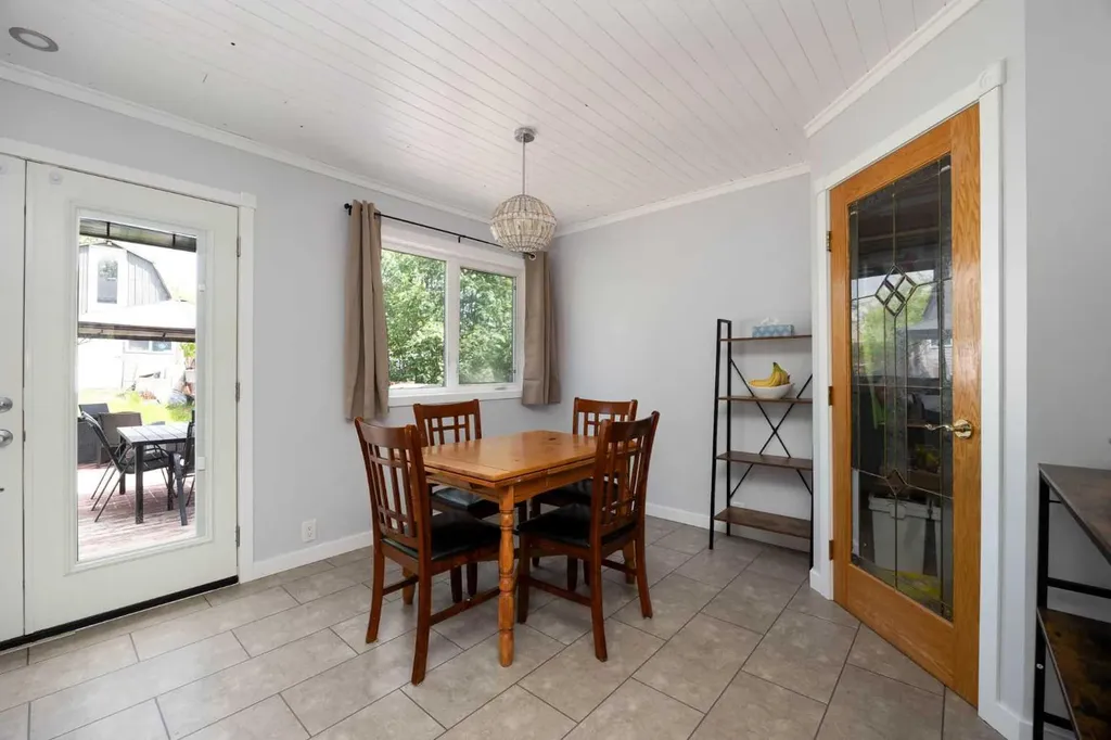 147 Windsor Drive Fort Mcmurray AB T9H4P8
