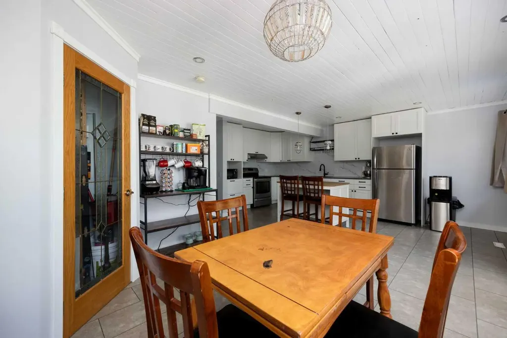 147 Windsor Drive Fort Mcmurray AB T9H4P8