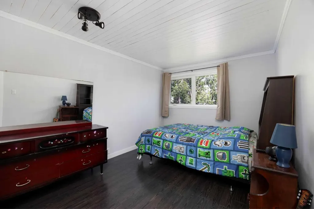 147 Windsor Drive Fort Mcmurray AB T9H4P8