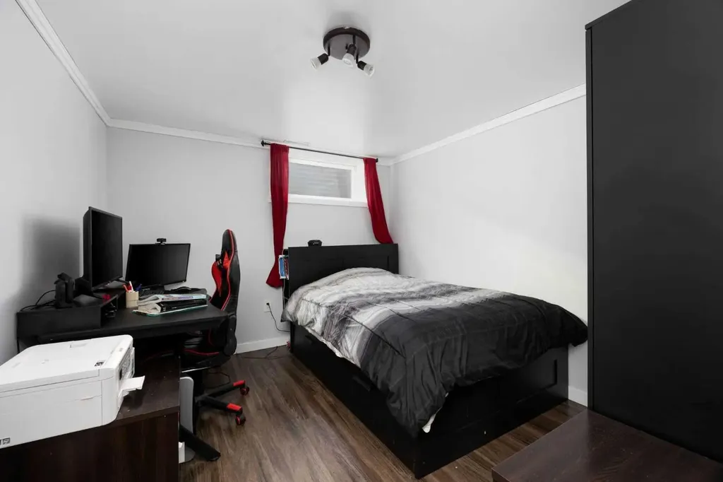 147 Windsor Drive Fort Mcmurray AB T9H4P8