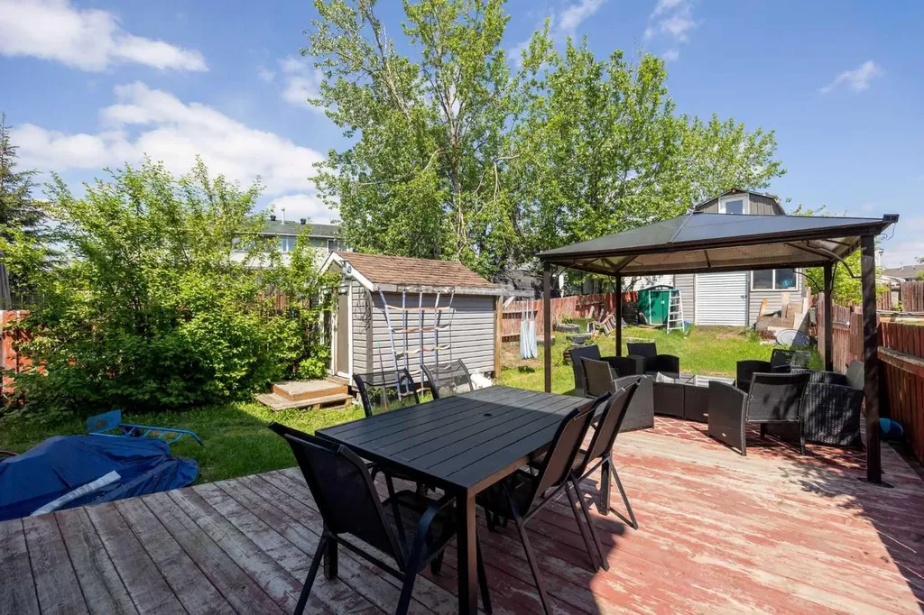147 Windsor Drive Fort Mcmurray AB T9H4P8