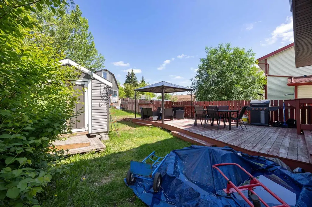 147 Windsor Drive Fort Mcmurray AB T9H4P8