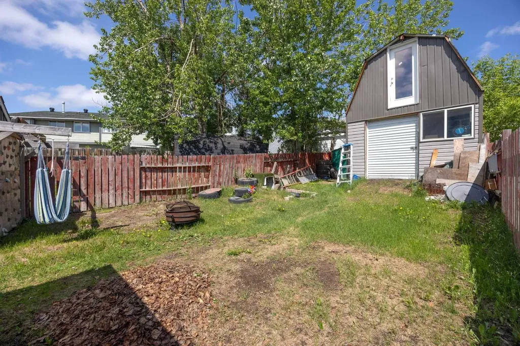 147 Windsor Drive Fort Mcmurray AB T9H4P8
