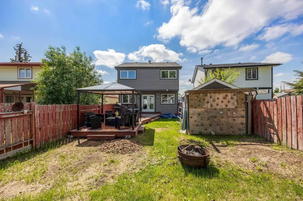 147 Windsor Drive Fort Mcmurray AB T9H4P8