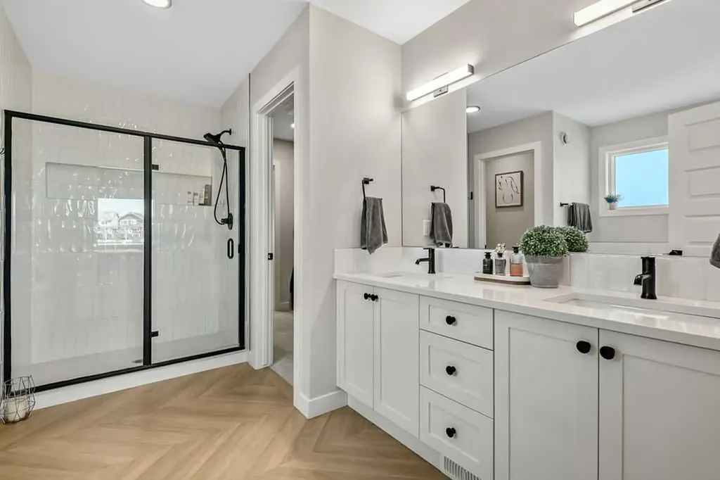 38 Highwood Drive Okotoks AB T1S 5S3