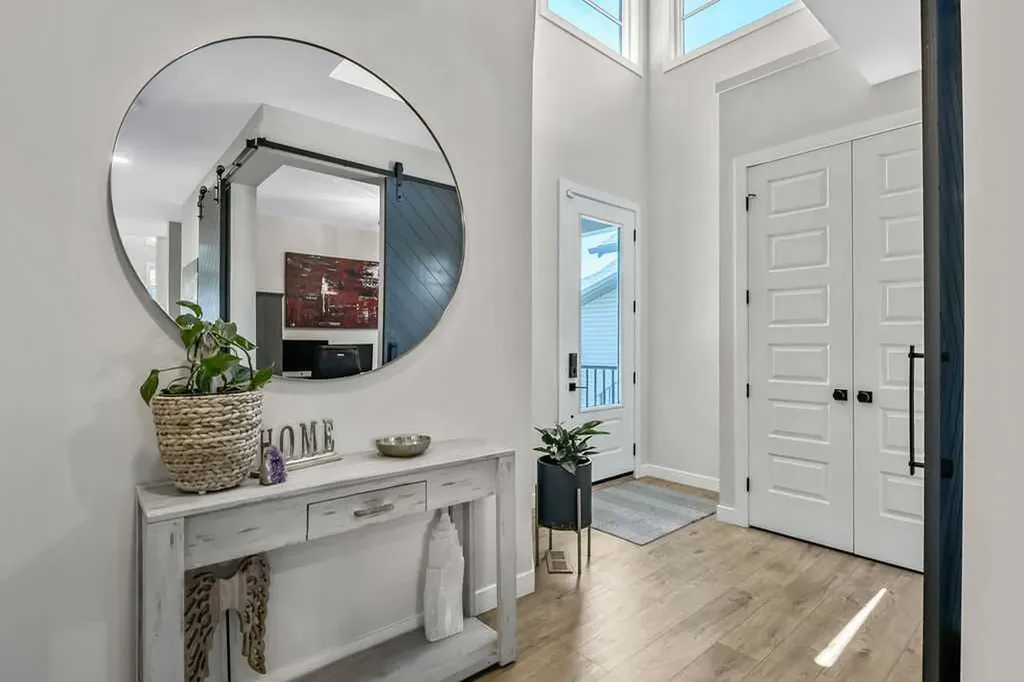 38 Highwood Drive Okotoks AB T1S 5S3