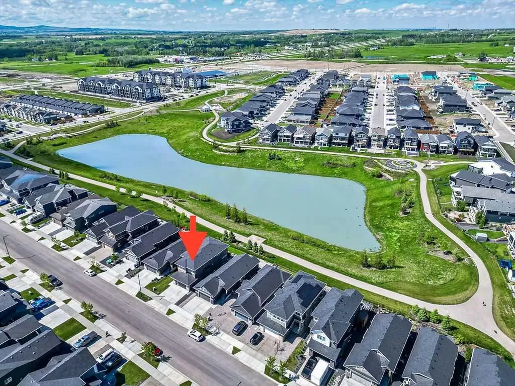 38 Highwood Drive Okotoks AB T1S 5S3