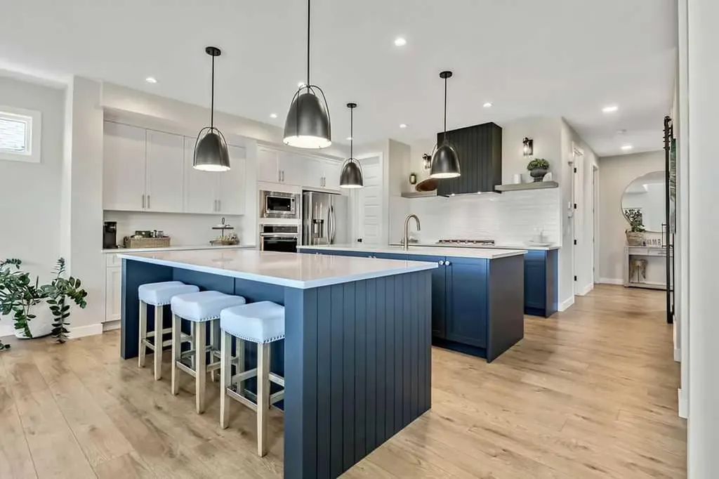 38 Highwood Drive Okotoks AB T1S 5S3