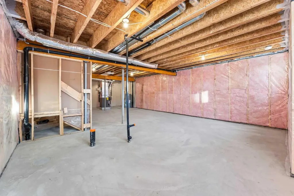 107 Versant View SW Calgary AB T2Y0X3