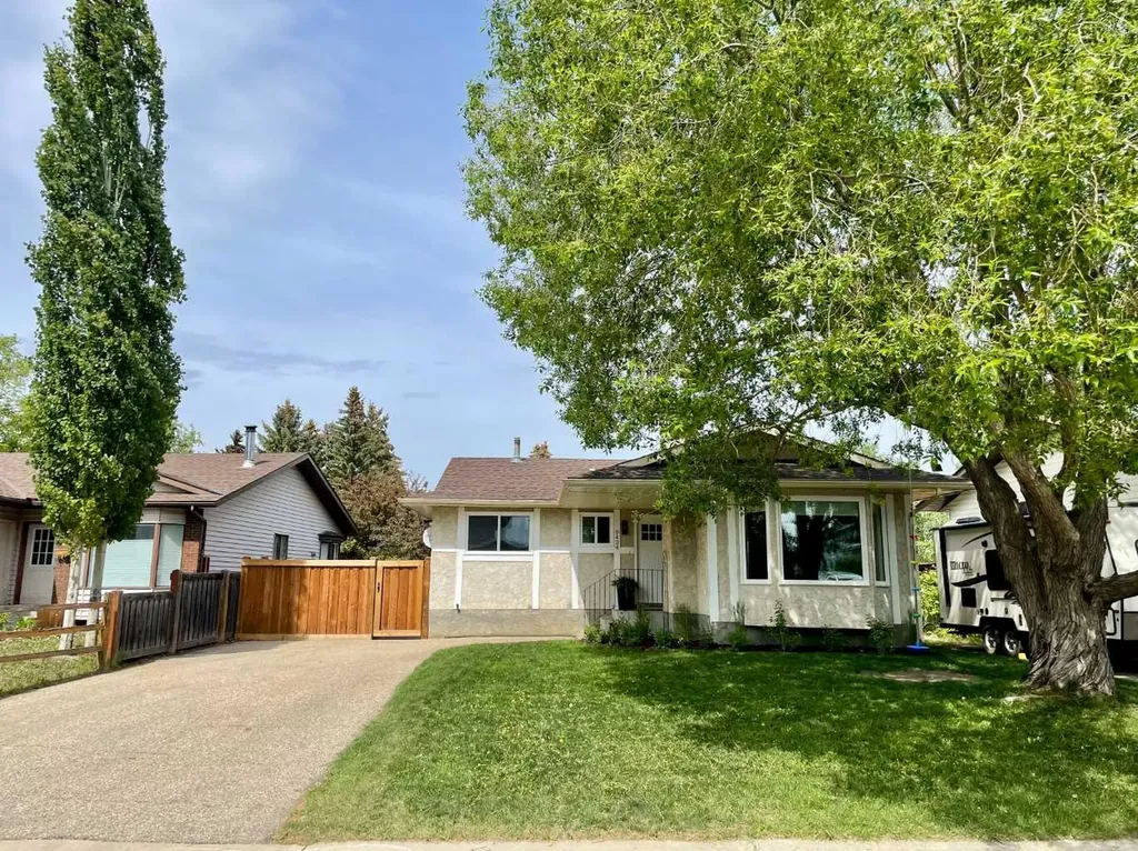 9434 64 Avenue Grande Prairie AB T8W 1B5
