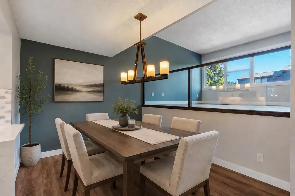 370 Brae Glen Crescent SW Calgary AB T2W 1B6