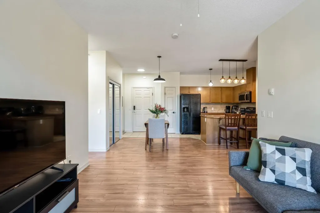 92 Crystal Shores Road Okotoks AB T1S 2M8