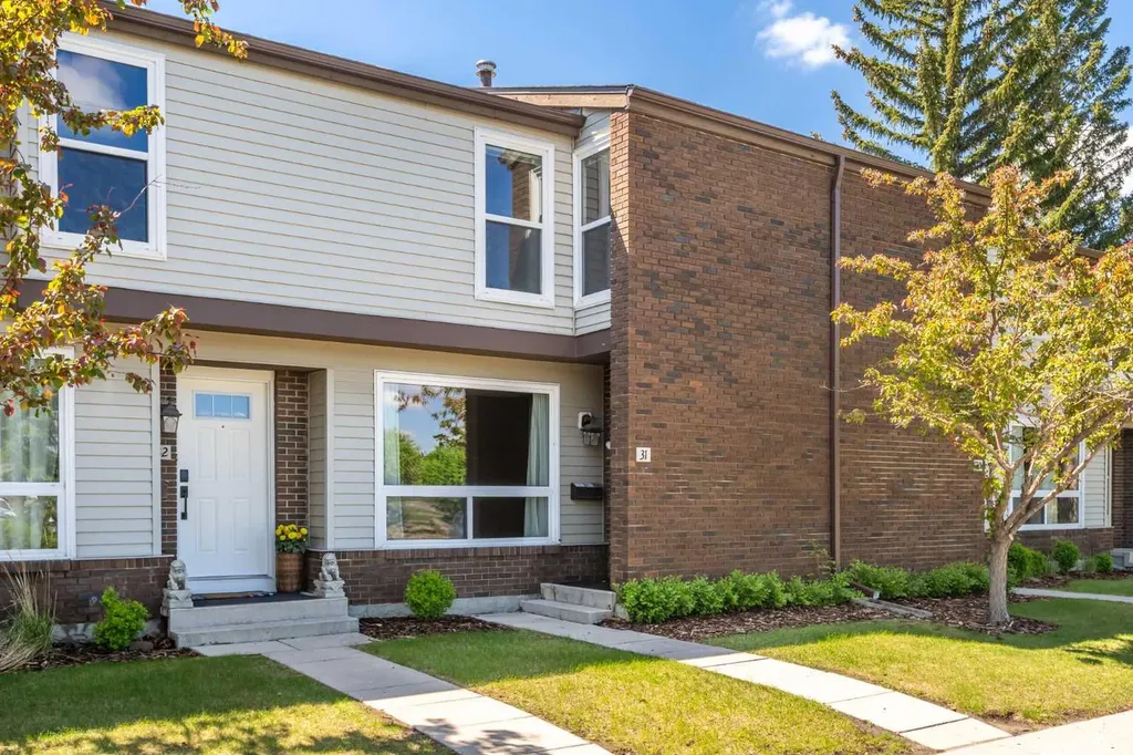 5625 Silverdale Drive NW Calgary AB T3B 4N5