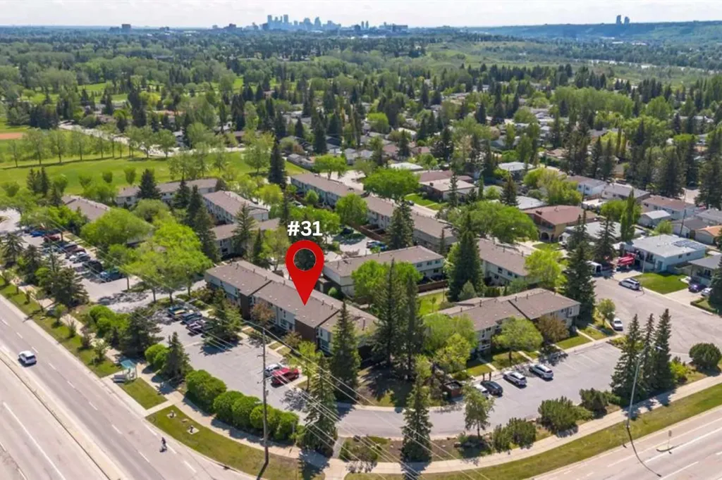 5625 Silverdale Drive NW Calgary AB T3B 4N5