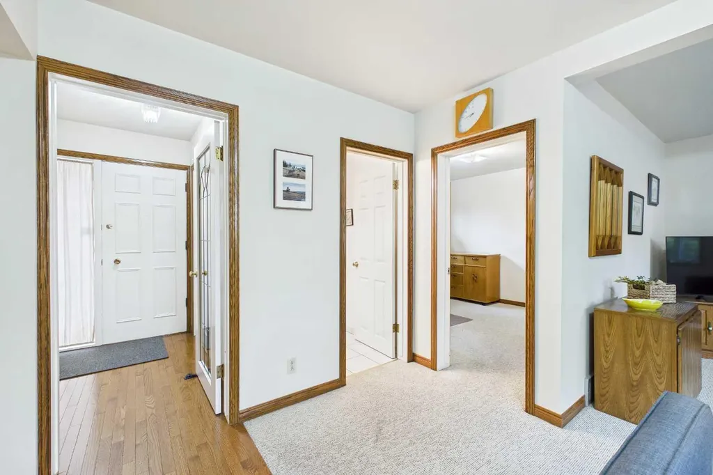 2960 Conrad Drive NW Calgary AB T2L 1B4