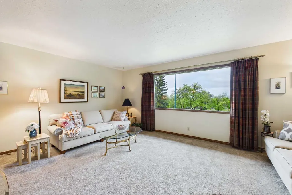 2960 Conrad Drive NW Calgary AB T2L 1B4