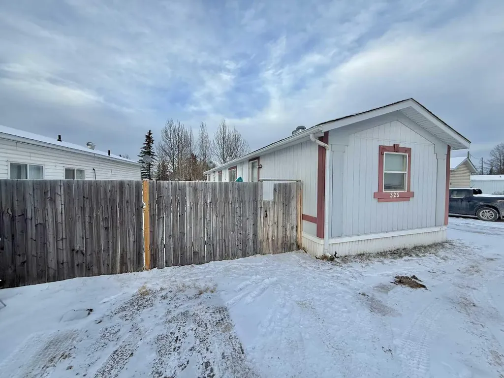 133 Jarvis Street Hinton AB T7V1R9