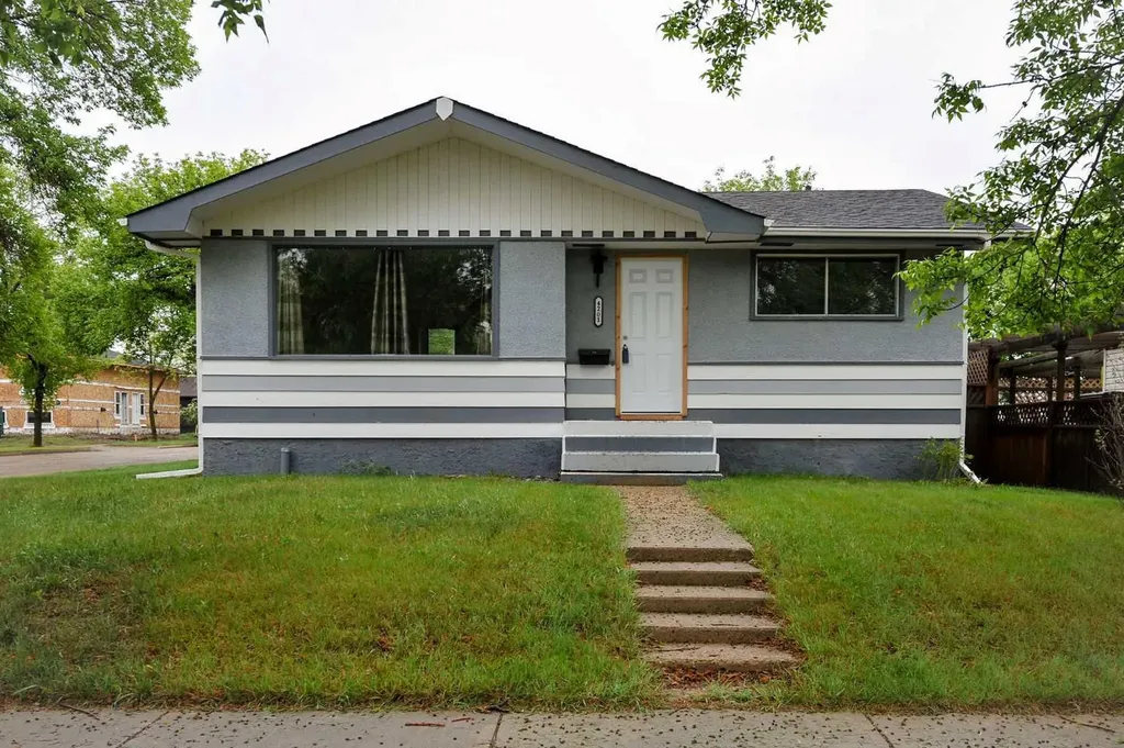 4201 50 Avenue Camrose AB T4V 0P9