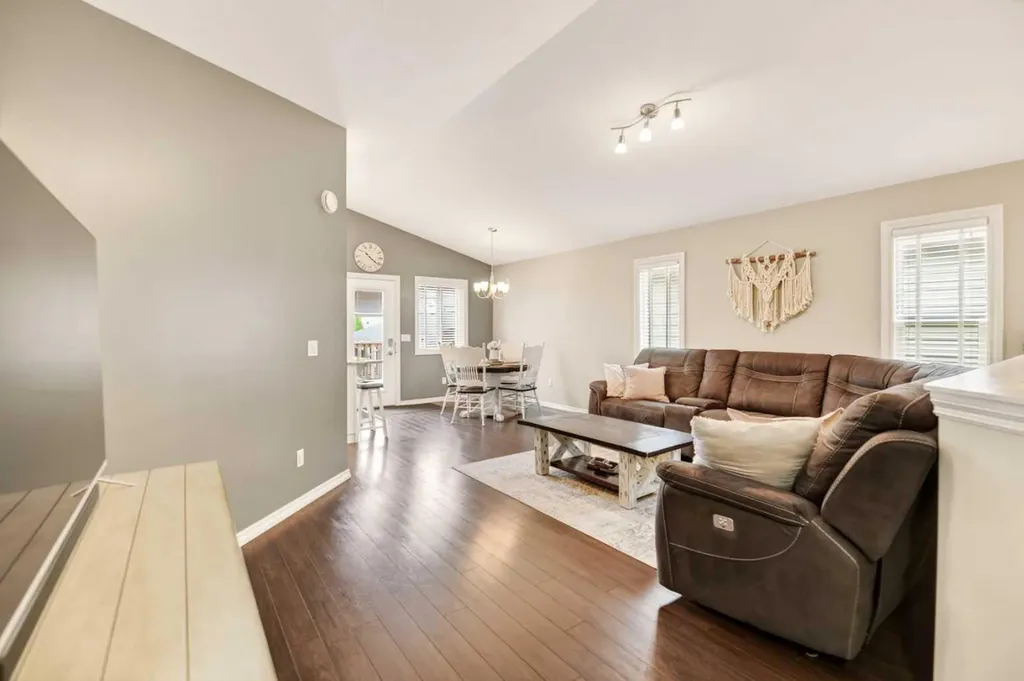 91 Timberstone Way Red Deer AB T4P 0N5