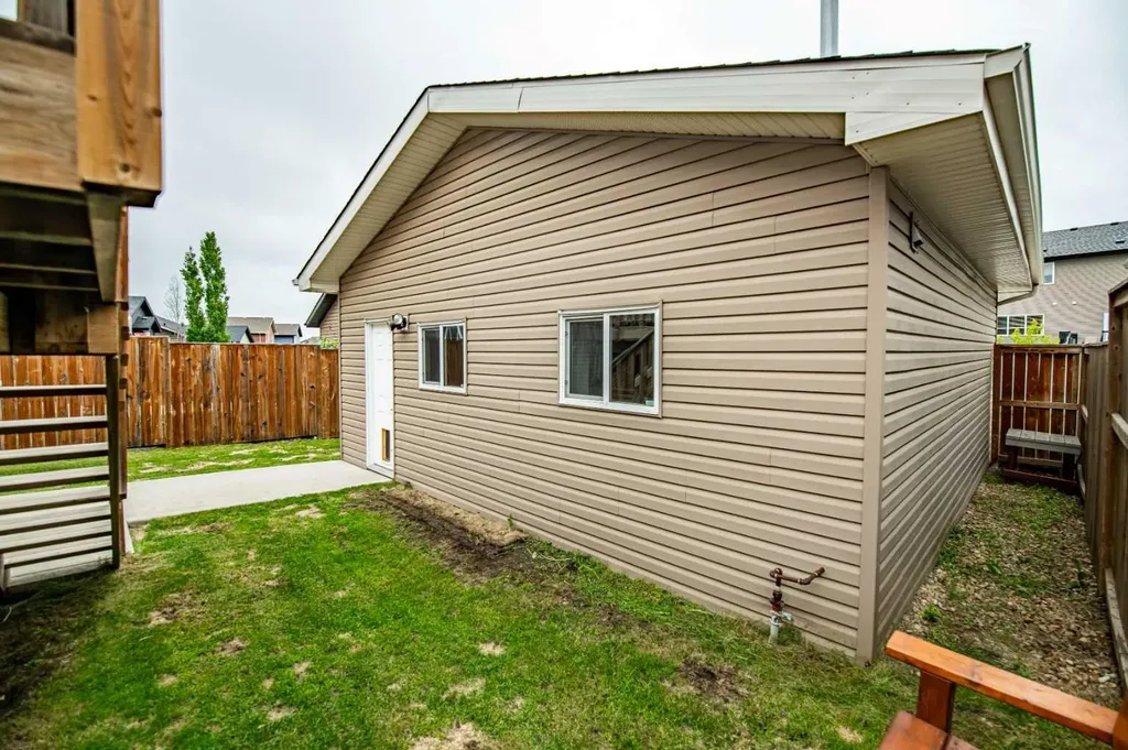 91 Timberstone Way Red Deer AB T4P 0N5