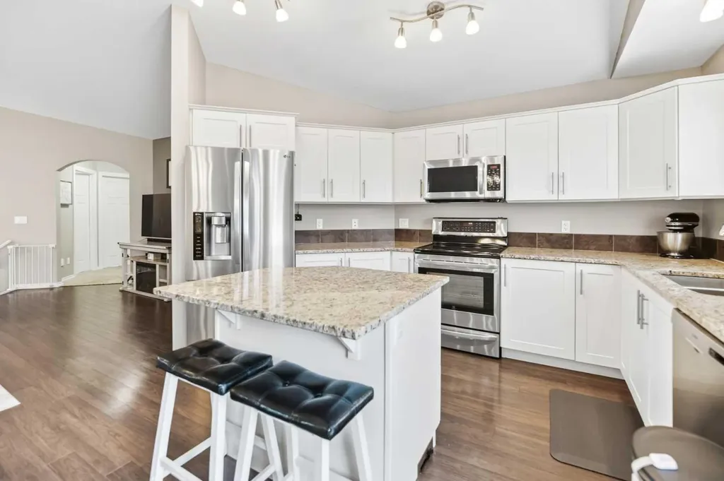 91 Timberstone Way Red Deer AB T4P 0N5