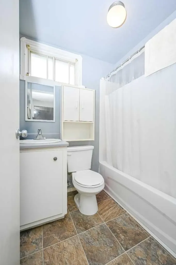10112 104 Avenue SW Grande Prairie AB T8V 1E7