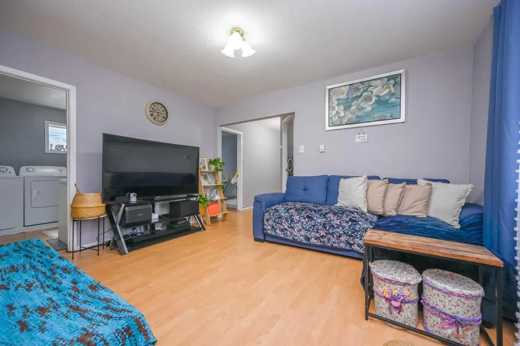 10112 104 Avenue SW Grande Prairie AB T8V 1E7