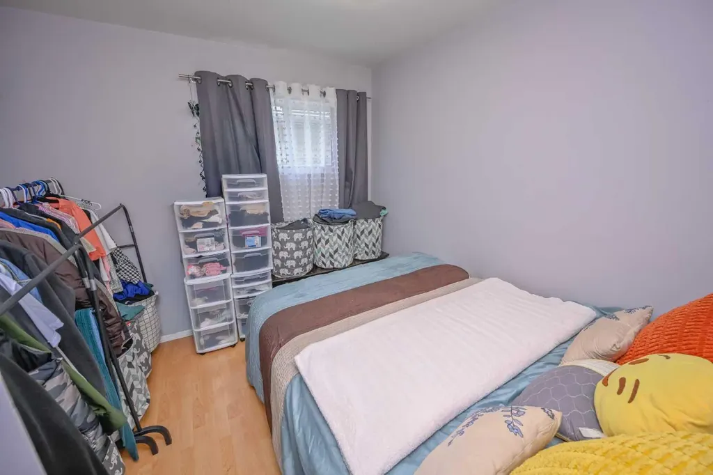 10112 104 Avenue SW Grande Prairie AB T8V 1E7