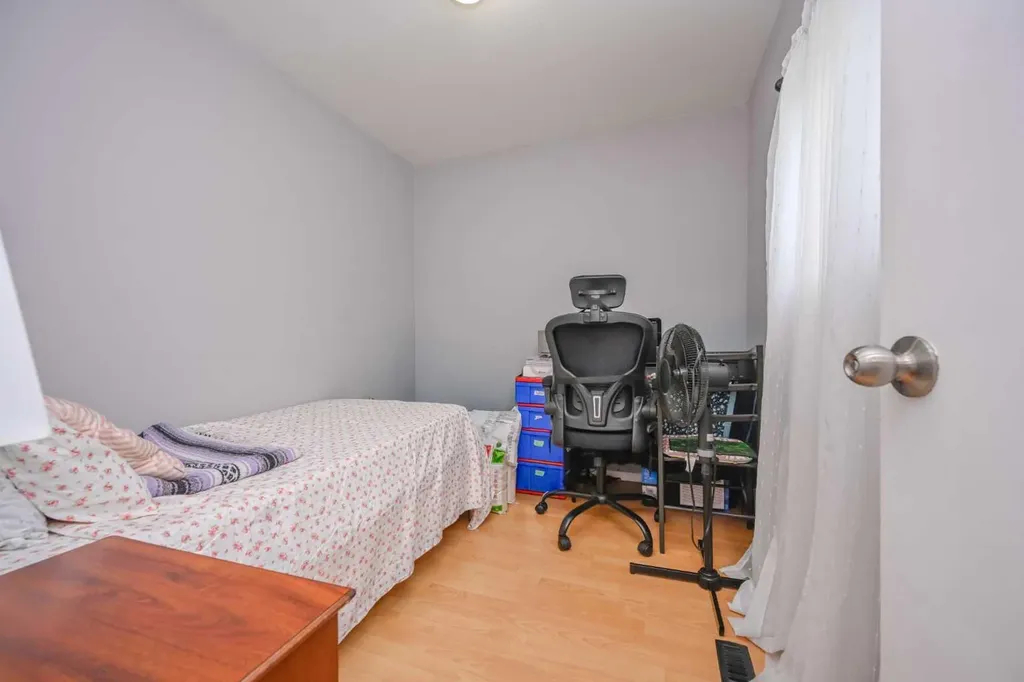 10112 104 Avenue SW Grande Prairie AB T8V 1E7