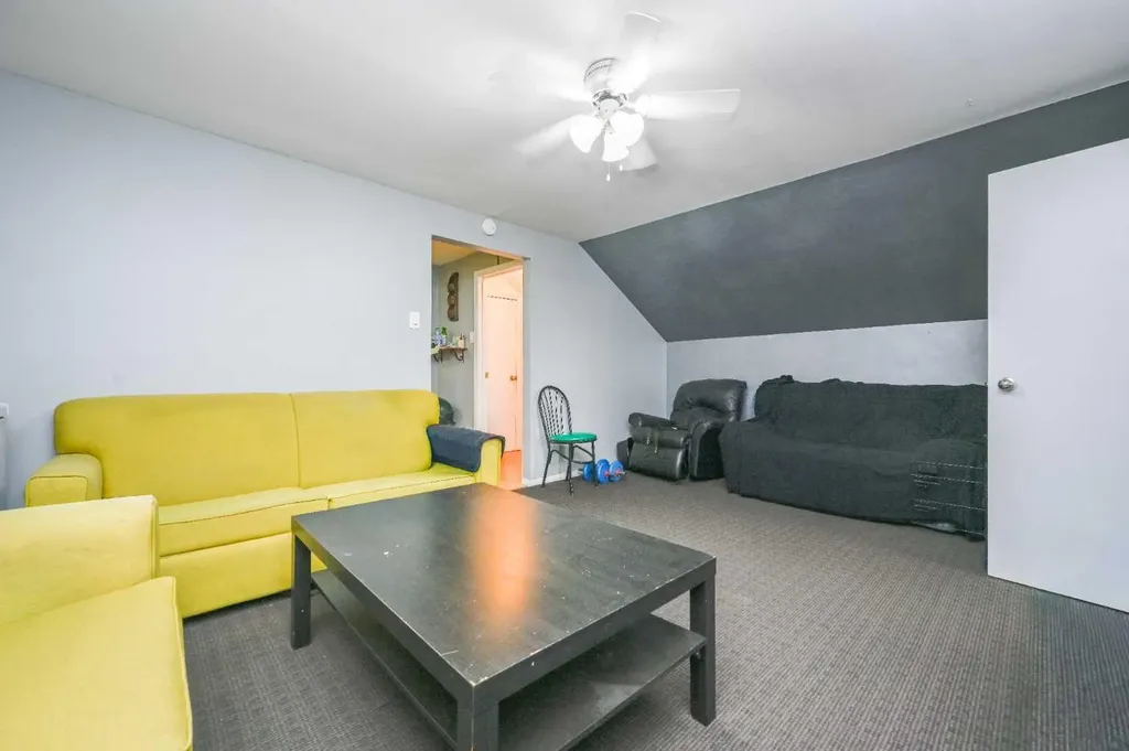 10112 104 Avenue SW Grande Prairie AB T8V 1E7