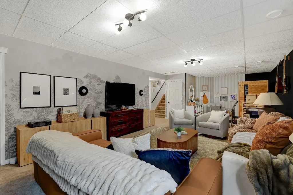 8625 118 Avenue Grande Prairie AB T8X 0H4