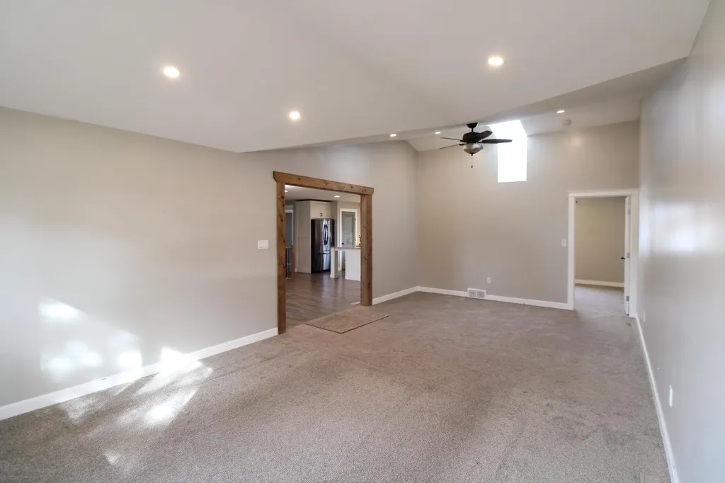 5715 56 Street Taber AB T1G 1L1
