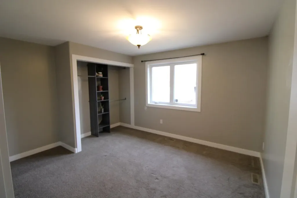 5715 56 Street Taber AB T1G 1L1