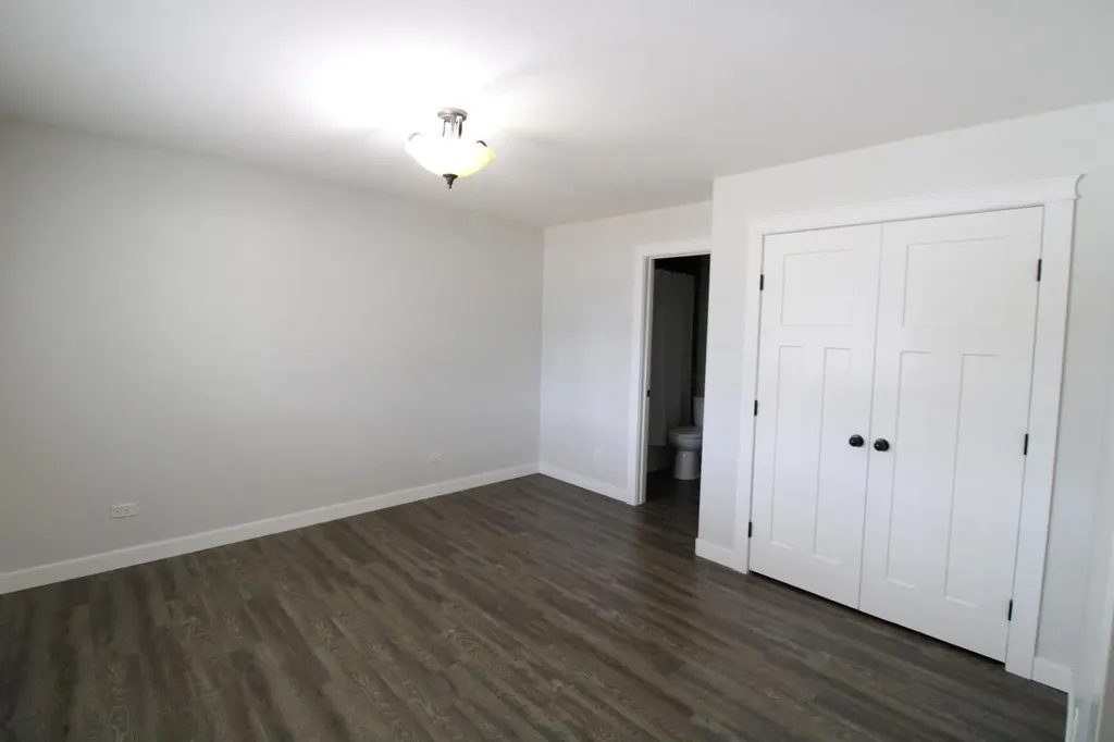 5715 56 Street Taber AB T1G 1L1