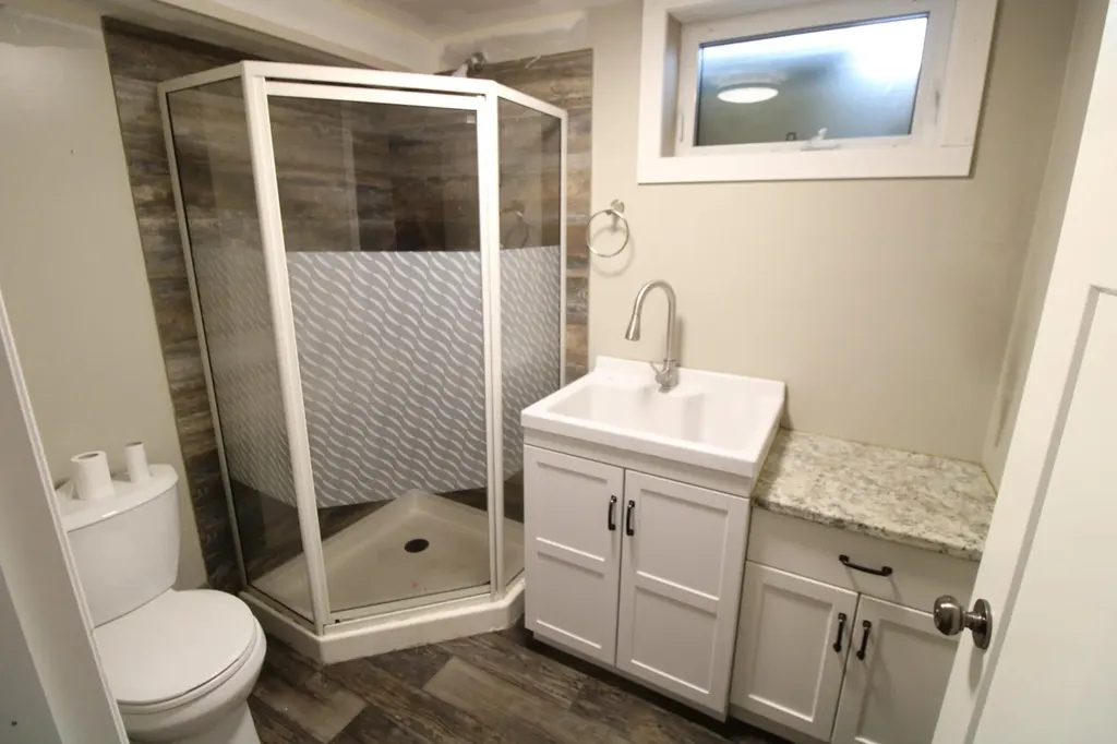 5715 56 Street Taber AB T1G 1L1