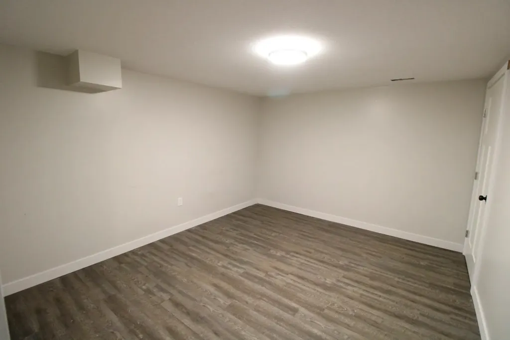 5715 56 Street Taber AB T1G 1L1