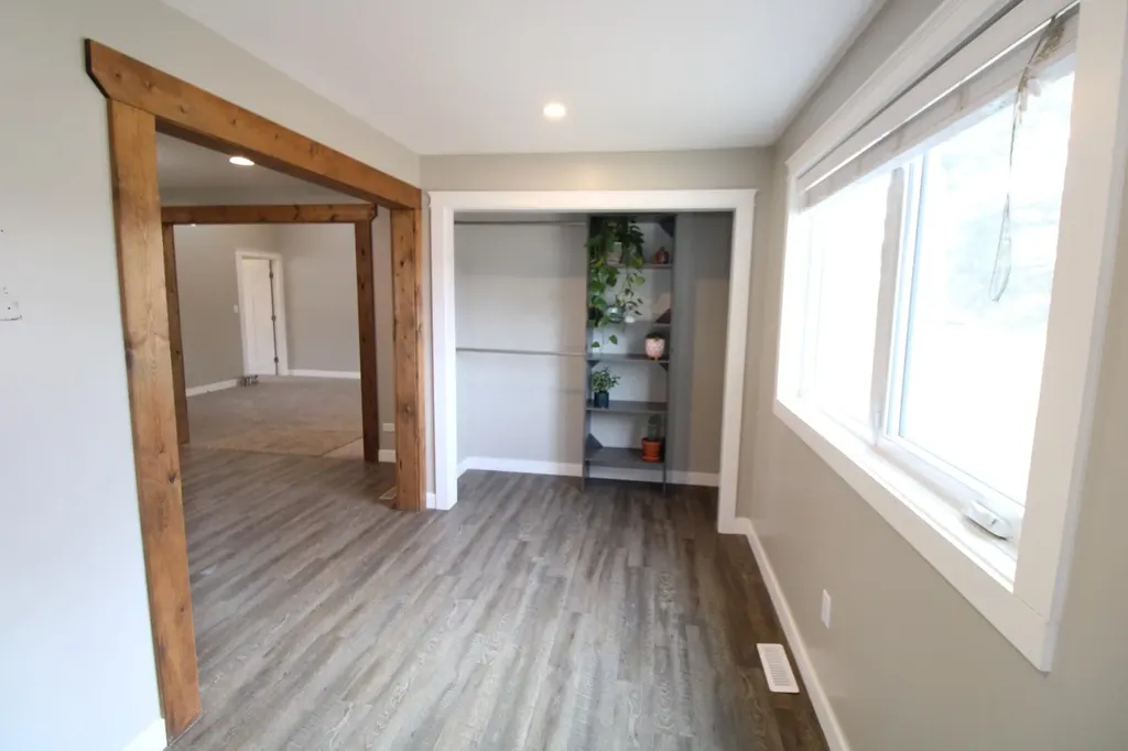5715 56 Street Taber AB T1G 1L1