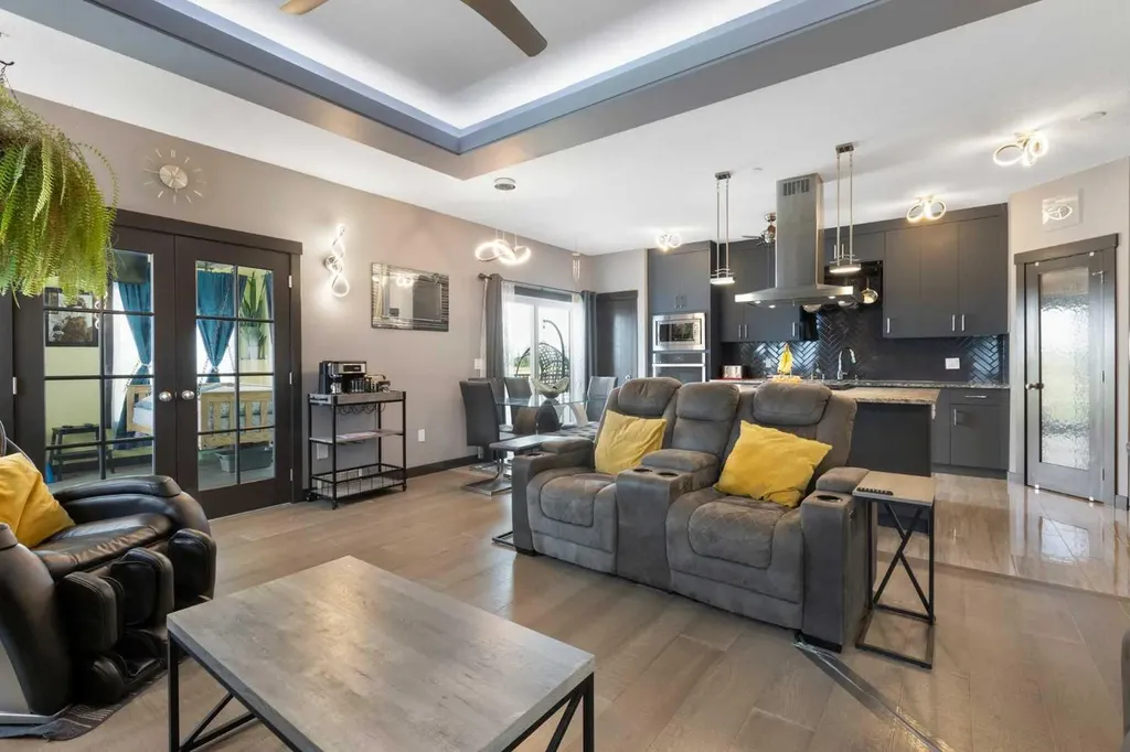 670 Muirfield Crescent Lyalta AB T0J1Y1