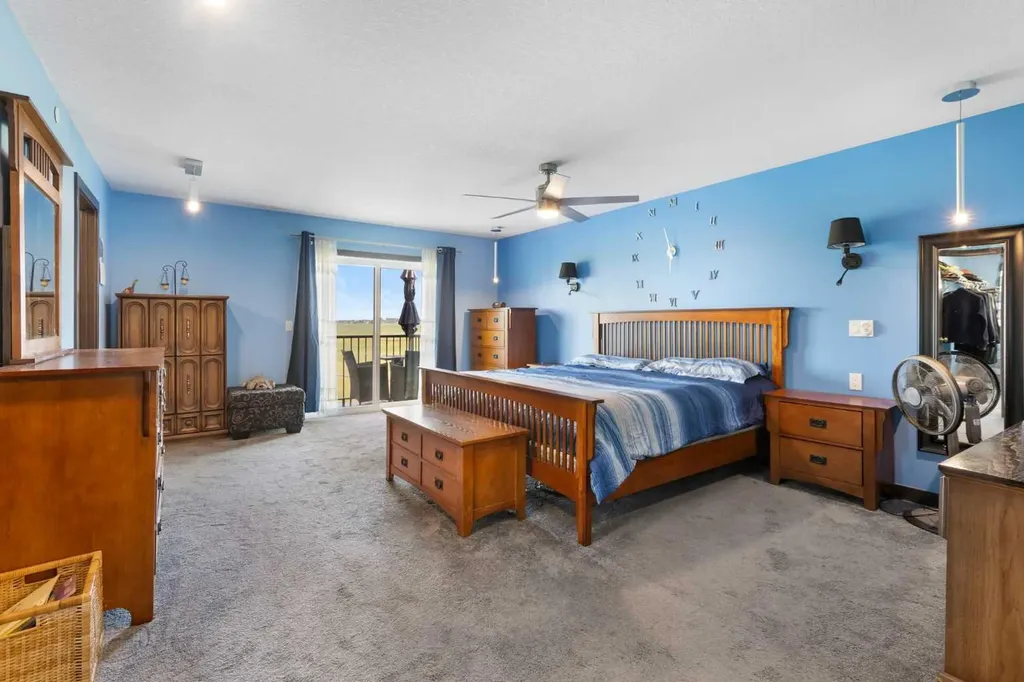 670 Muirfield Crescent Lyalta AB T0J1Y1