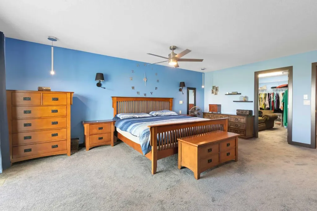 670 Muirfield Crescent Lyalta AB T0J1Y1