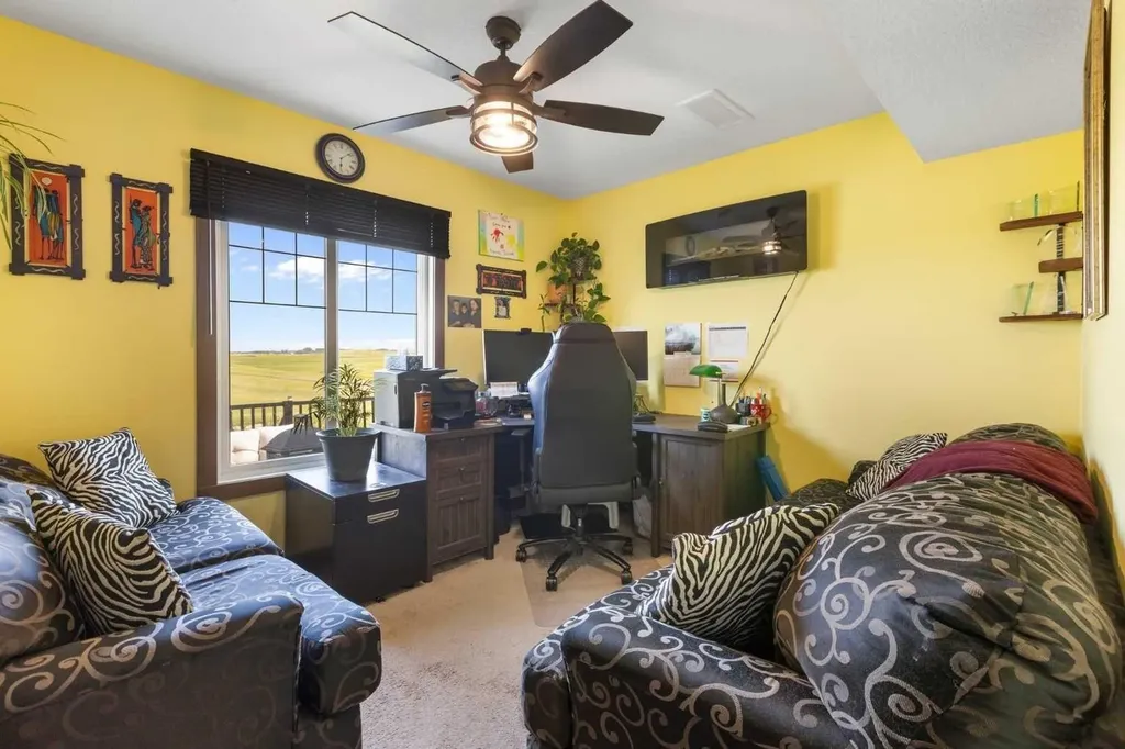670 Muirfield Crescent Lyalta AB T0J1Y1