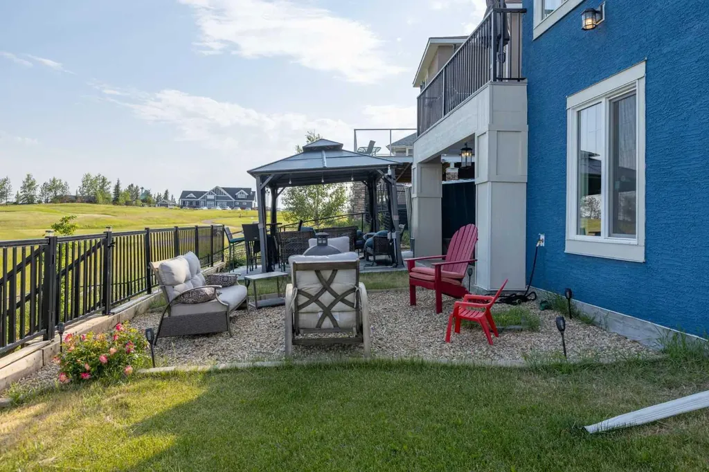 670 Muirfield Crescent Lyalta AB T0J1Y1