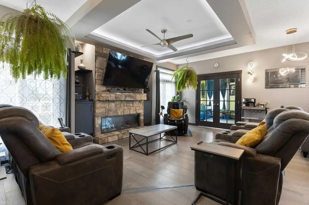 670 Muirfield Crescent Lyalta AB T0J1Y1