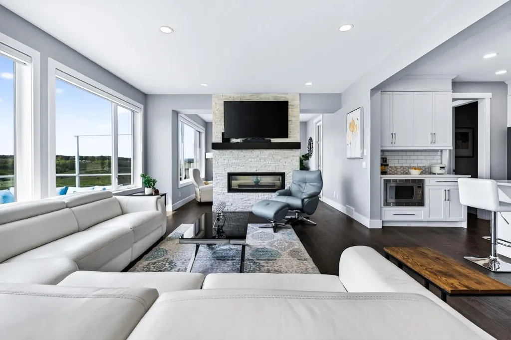 219 Legacy Mount SE Calgary AB T2X 2G8