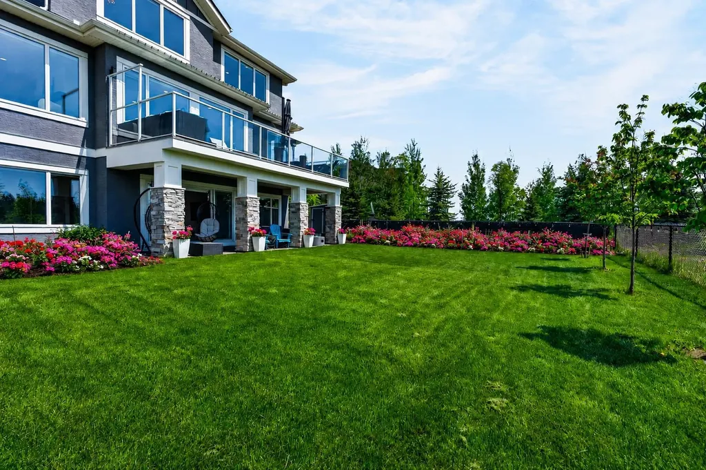 219 Legacy Mount SE Calgary AB T2X 2G8