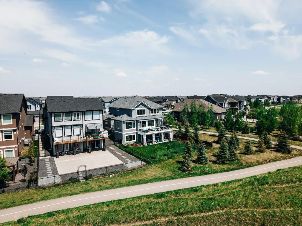 219 Legacy Mount SE Calgary AB T2X 2G8