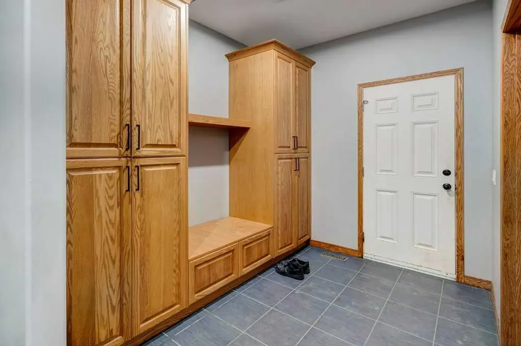 242017 Township Road 232 Rural Wheatland County AB T1P 1J6